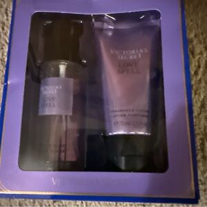 Victoria's Secret Love Spell Set in Purple new in the box